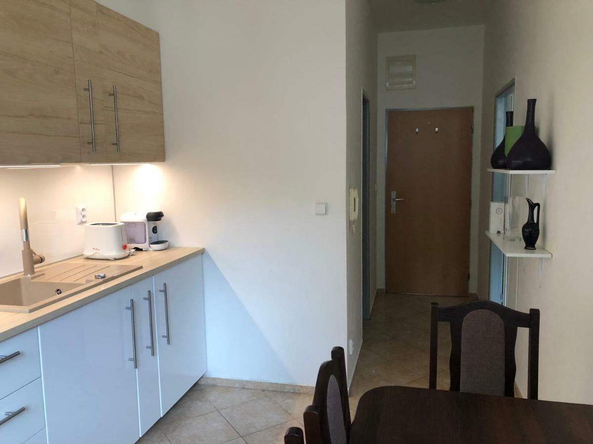 Moonstreet Apartments Братислава Екстериор снимка